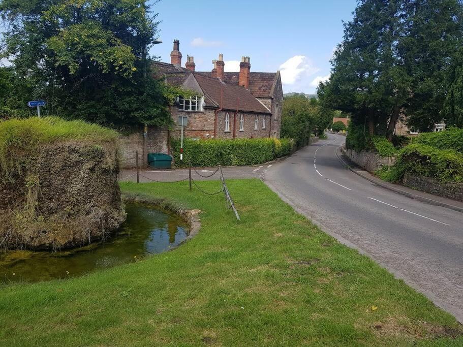 Cosy Studio Retreat In Wells, Somerset Екстер'єр фото